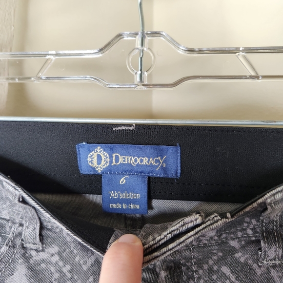 Democracy size 6 "AB"solution side zip python print jegging - Picture 4 of 8